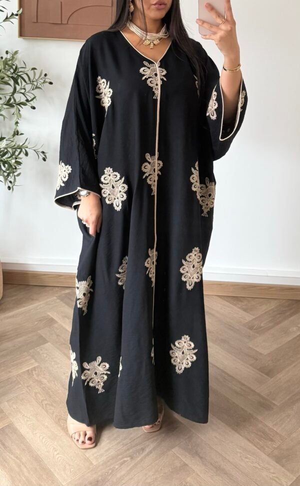 Robe broderie orientale – Image 6